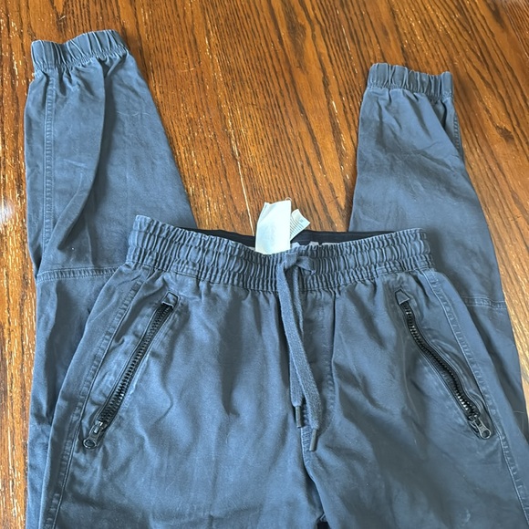 Under Armour Pants - Picture 6 of 7